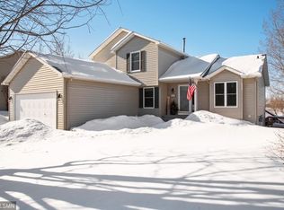 1632 Clearwater Rd, Waconia, MN 55387