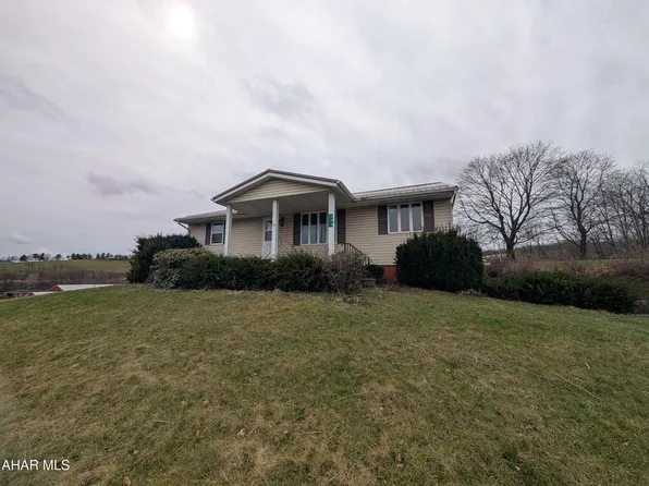 533 Wheeland Rd, Duncansville, PA 16635