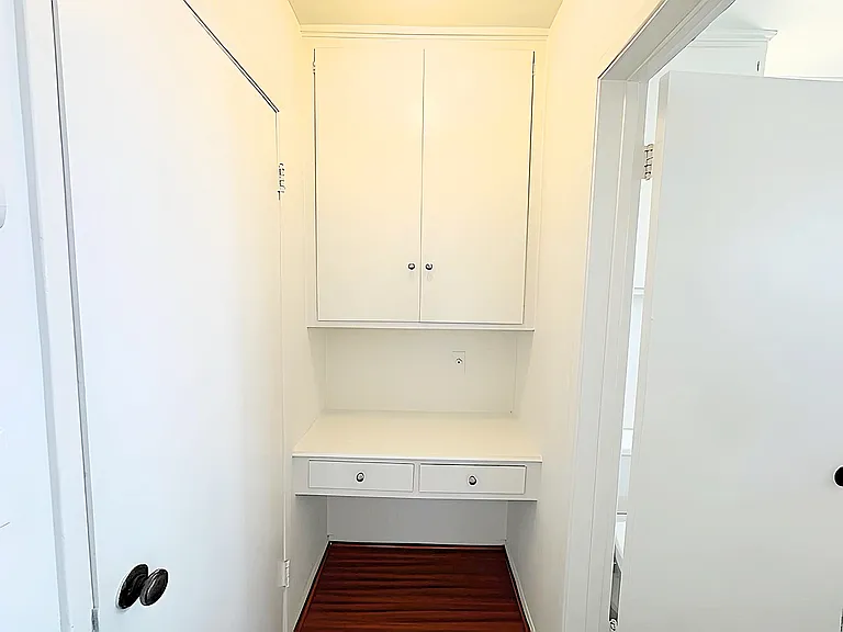 4919 Beverly Blvd #1 — Photo 9