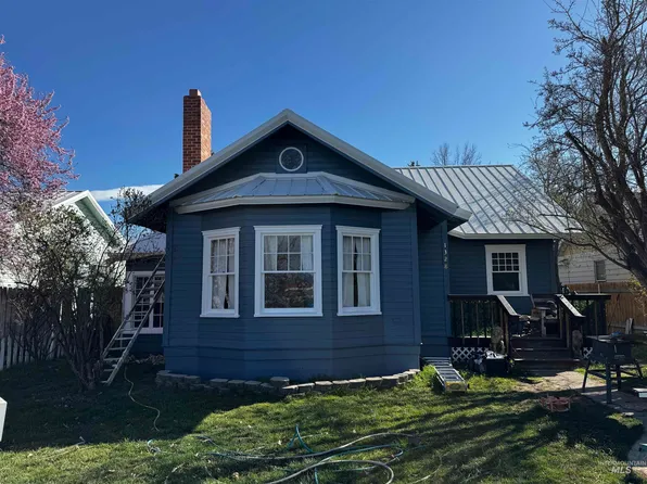 1328 Center Ave, Payette, ID 83661