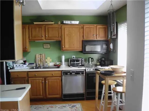 675 Townsend Ave Unit 158, New Haven, CT 06512