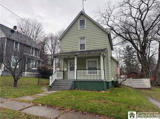 27 18th St, Jamestown, NY 14701