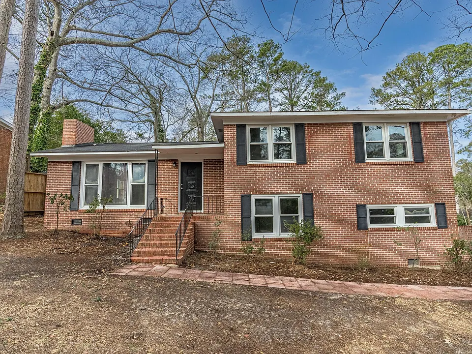 1537 Brennen Rd