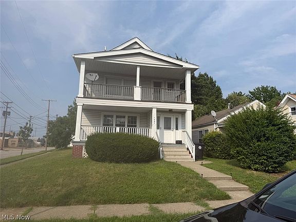 2nd image of 1645 Hillview Rd
