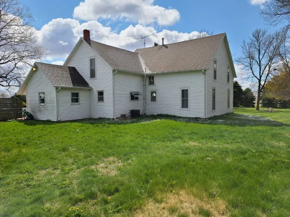 1402 Highway 34, York, NE 68467