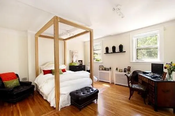 Sold by Corcoran | media 24