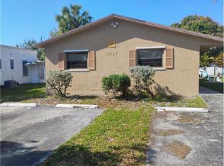 1717 Shenandoah St, Hollywood, FL 33020
