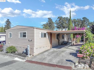123 Phyllis Ct #123, Vallejo, CA, 94590