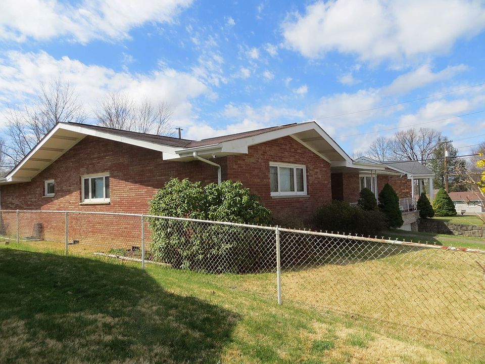 1905 Oakridge Dr, Charleston, WV 25311 Zillow
