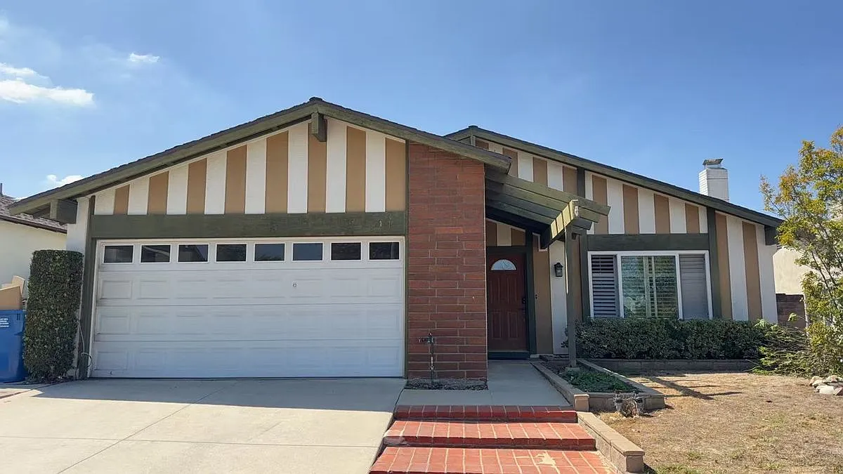 2141 Elderway Dr — Photo 1