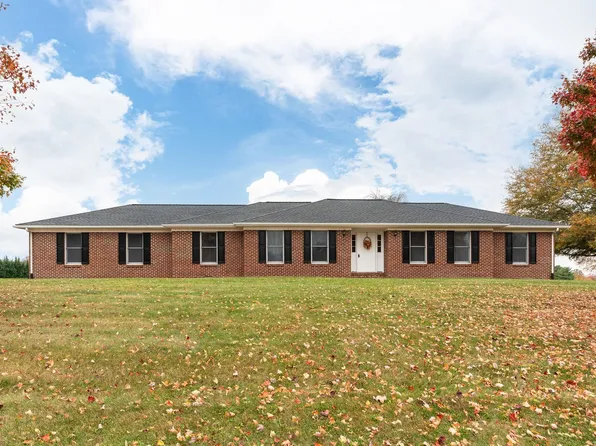 786 Entry School Rd, Waynesboro, VA 22980