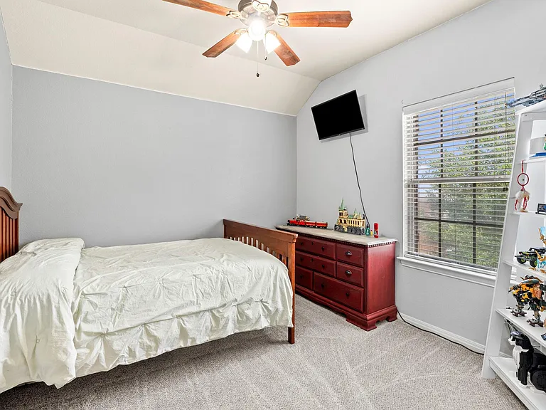 227 Sandstone Trl — Photo 21