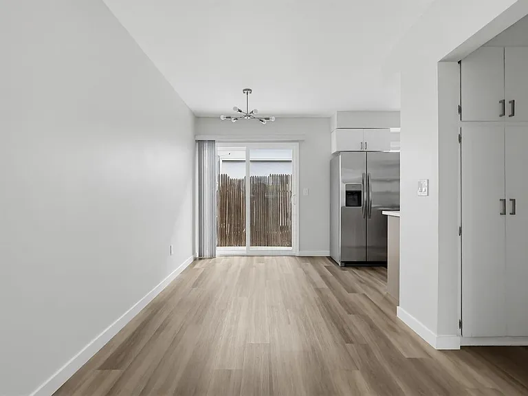 3650 Newton — Photo 20