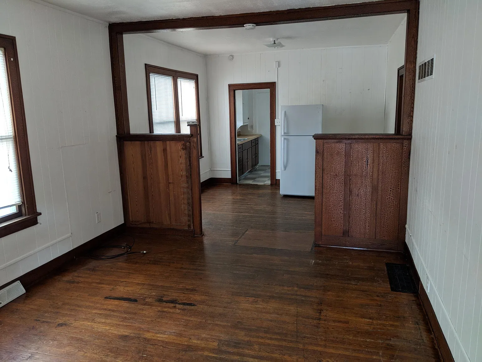 4 bed, $1,500 — Photo 2