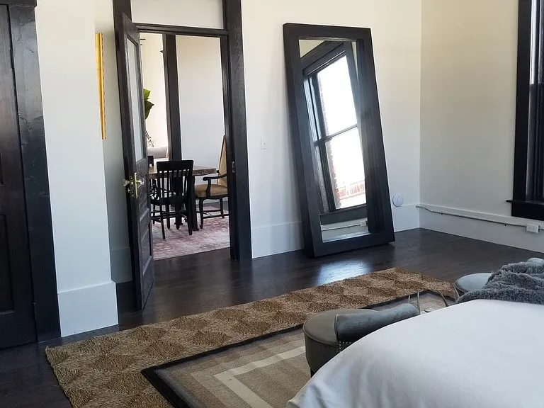 2 bed, 2.0 bath, 1600 sqft, $2,500 — Photo 59