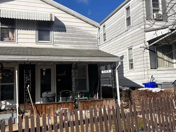 1113 Elm St, Reading, PA 19604