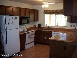 3rd image of 6403 W Altadena Ave