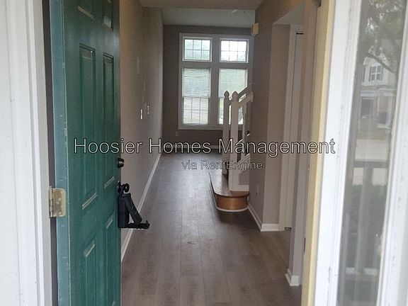 3rd image of 1552 Brookfield Cir