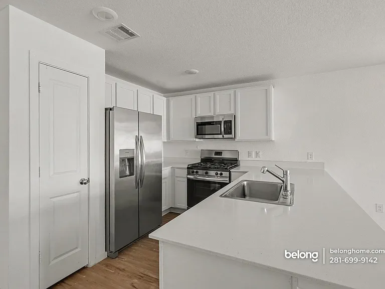 21523 Casavatore Dr — Photo 6