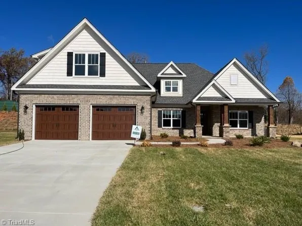 165 Grandworth Way, King, NC 27021