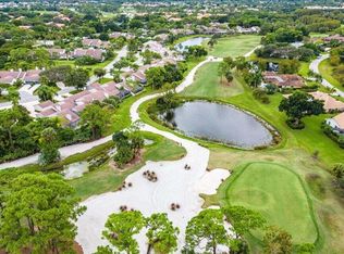 14 Edinburgh Dr, Palm Beach Gardens, FL 33418