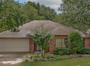 2009 Village Dr, Jonesboro, AR 72404