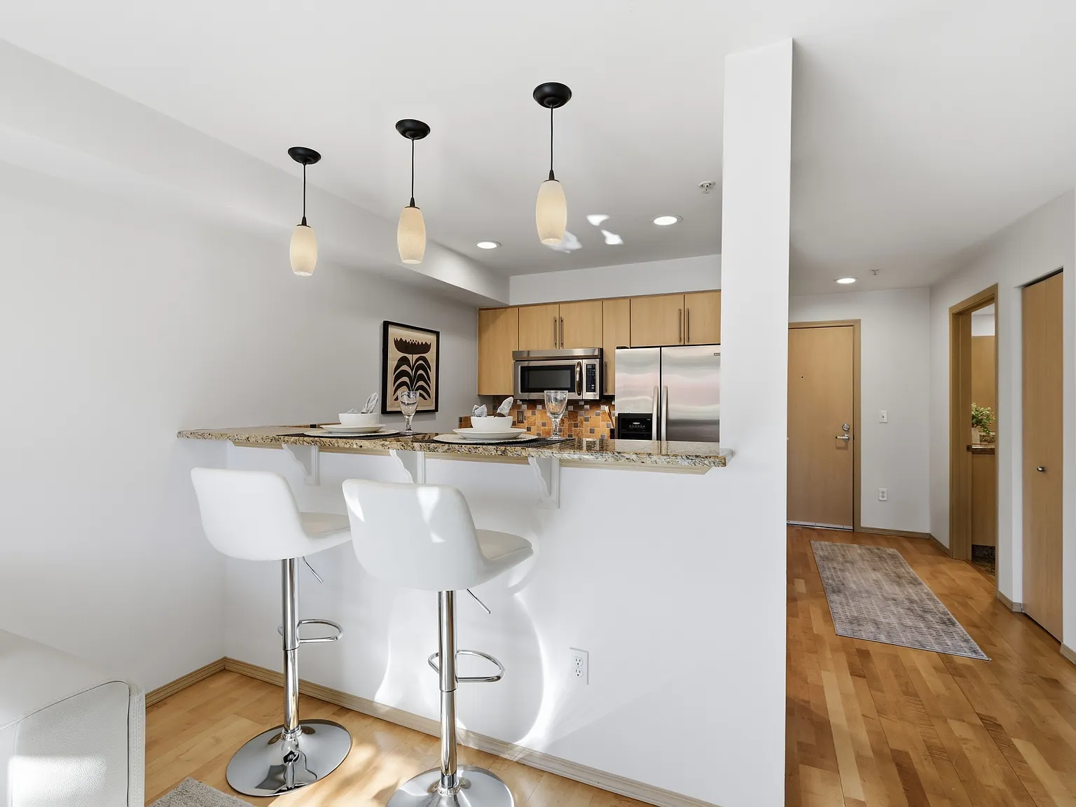 1 bed, 550 sqft, $1,790 — Photo 3