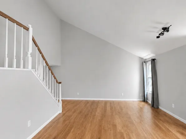352 Willow Turn Turn #B, Mount Laurel, NJ 08054