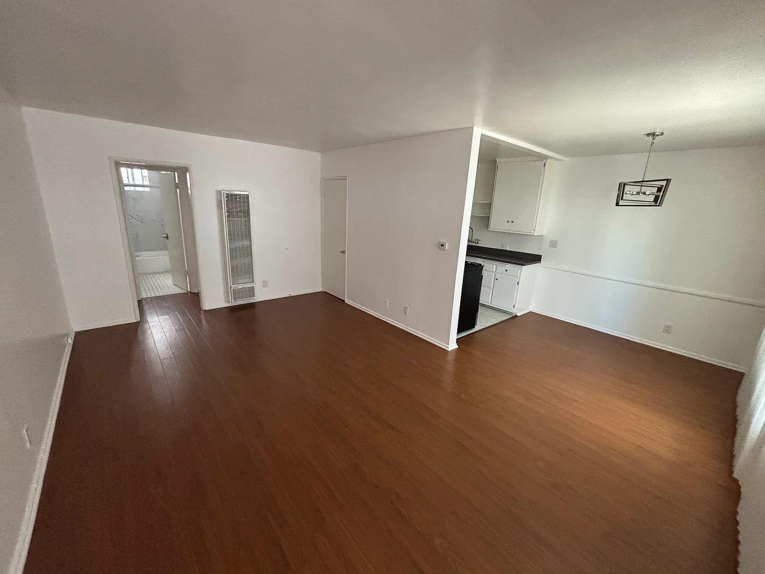 1 bed, 900 sqft, $2,695 — Photo 2
