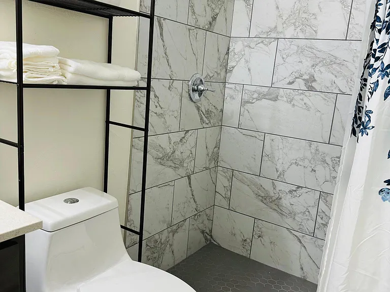 3015 N Wilson Ave — Photo 13