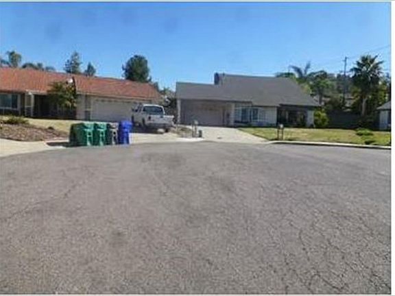 4th image of 3835 Avenida Johanna