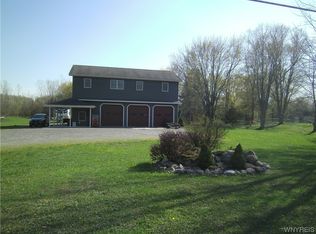 11456 Portage Rd, Medina, NY 14103