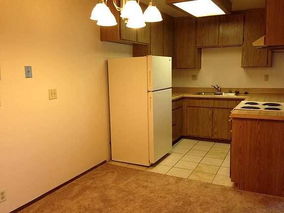 3rd image of 4189 Monroe Ave APT 7