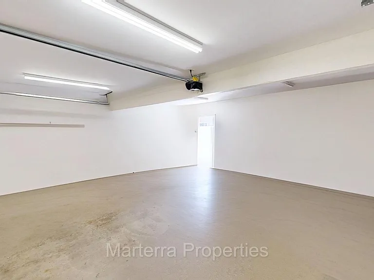 17755 La Rosa Ln — Photo 27