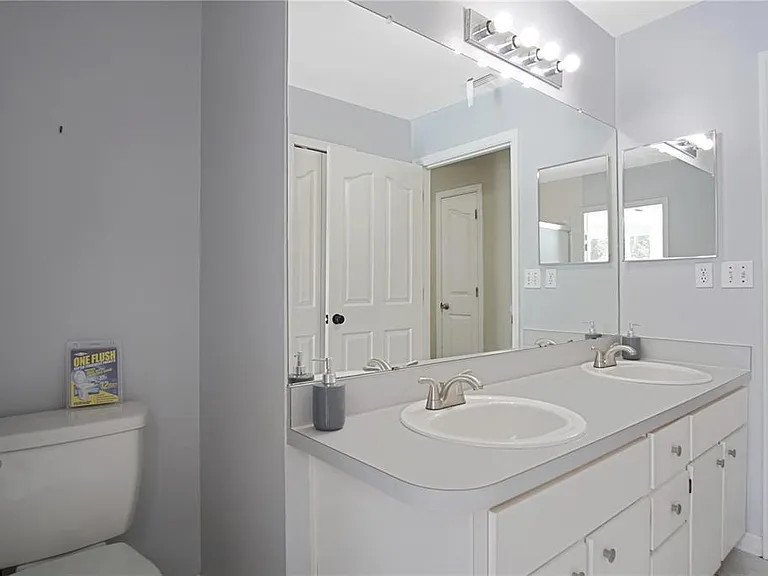 928 Loma Bonita Dr — Photo 35