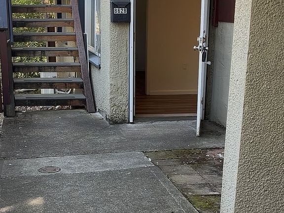 2nd image of 850 NE 67th Ave #862B