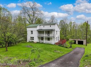 241 Keystone Rd, Lake Ariel, PA 18436