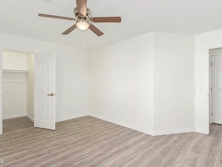 9329 W Highland Ave — Photo 1