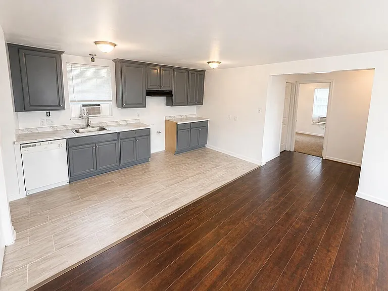5103 Willow Glen Dr — Photo 8