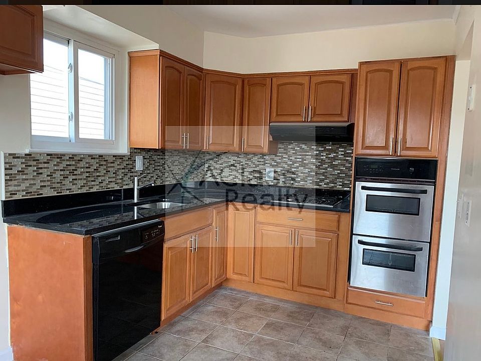 1st image of 31-29 42nd St #3UP