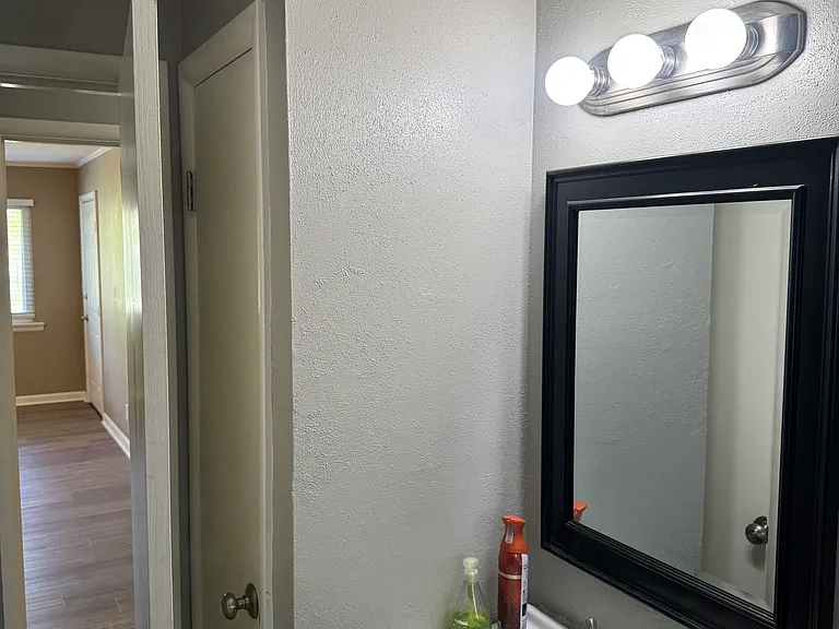 4705 Clover Ln — Photo 12