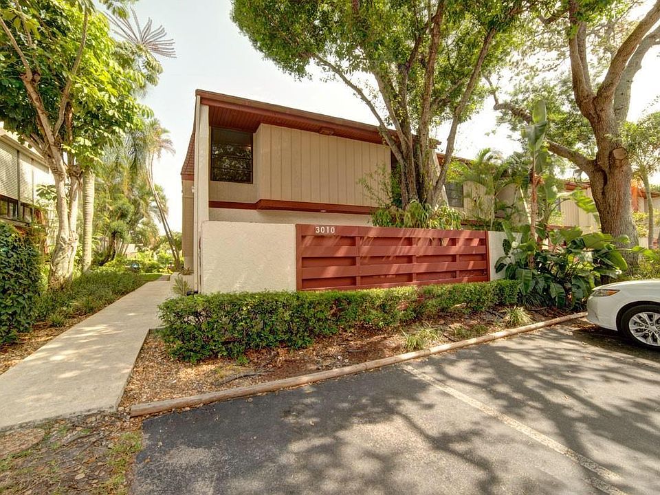 1st image of 3012 Lakewood Ln