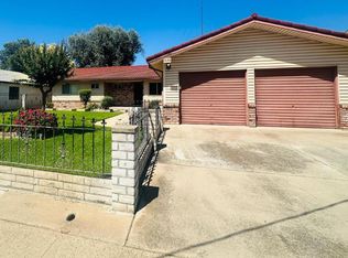 1633 Walnut Ave, Escalon, CA 95320