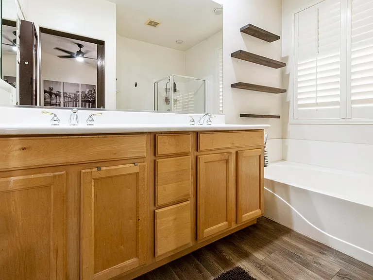 1743 E Park Ave — Photo 23