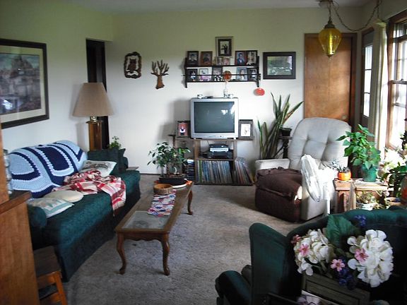 4th image of 9186 170th Ave NE