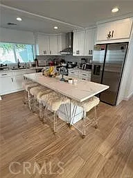 3 bed, 1200 sqft, $4,399 — Photo 4