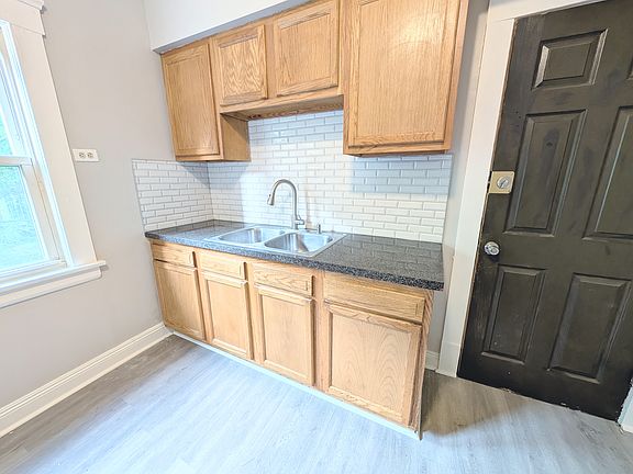 5th image of 2683 E 126th St #2