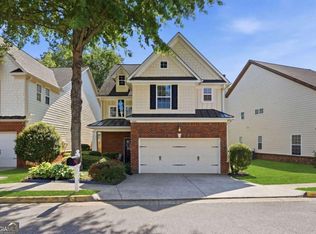 5740 Chatham Cir, Norcross, GA 30071
