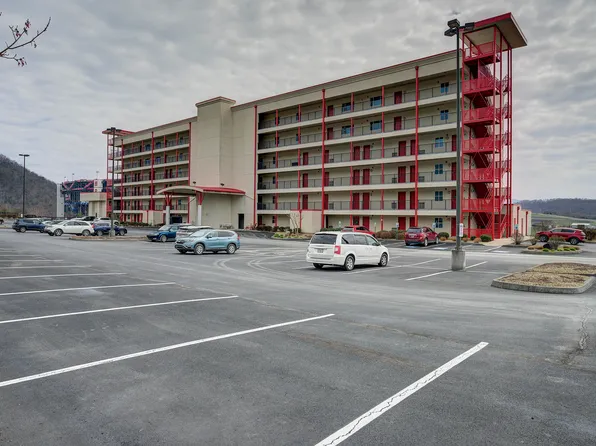 210 Raceday Ctr #1602, Bristol, TN 37620