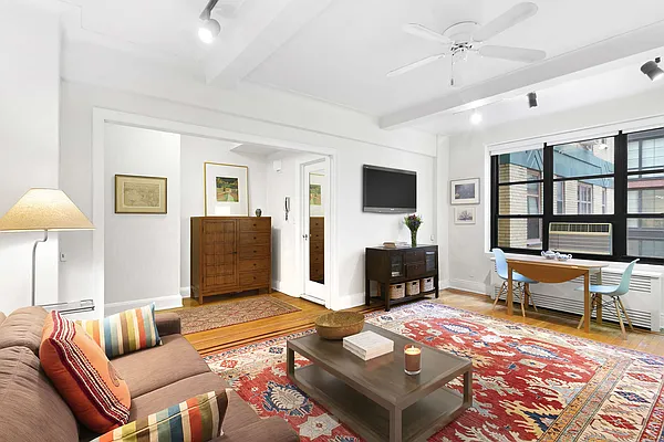 Sold by Compass | media 2